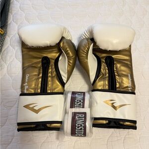 Everlast Gold and White Training Gloves